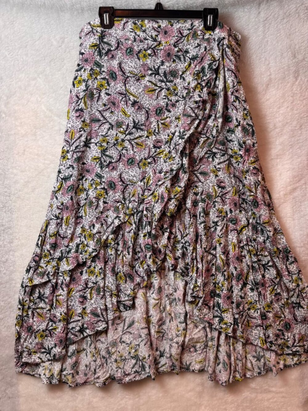 Torrid plus size 2 Maxi Swiss Dot Ruffle Hi-Low Skirt white & pink floral print.